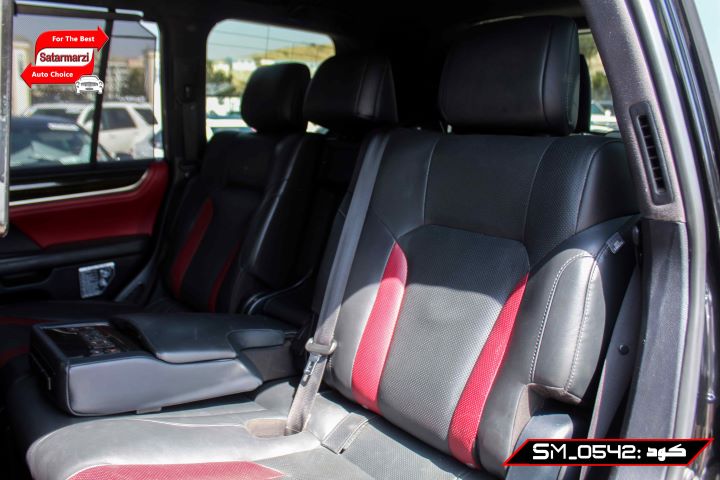 9 Lexus ( LX570 Black Edition ) 2021