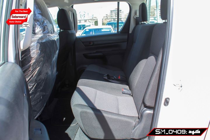 9 Toyota Hilux 2020