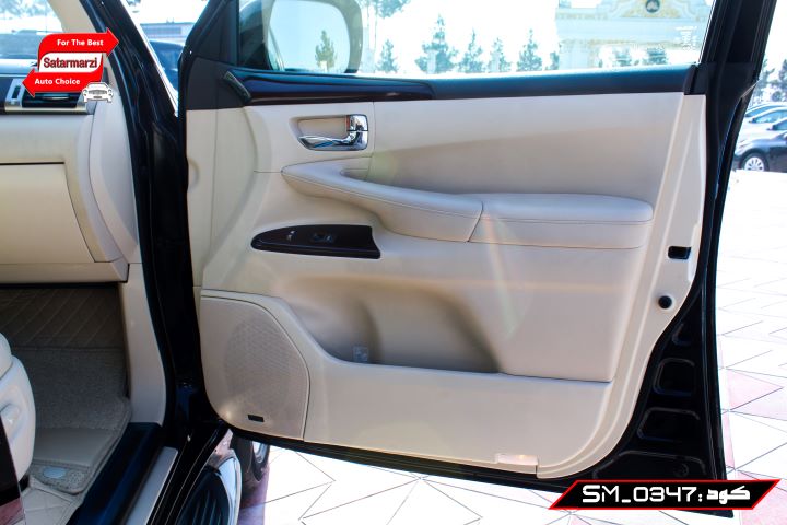 IMG_3879 Lexus LX570